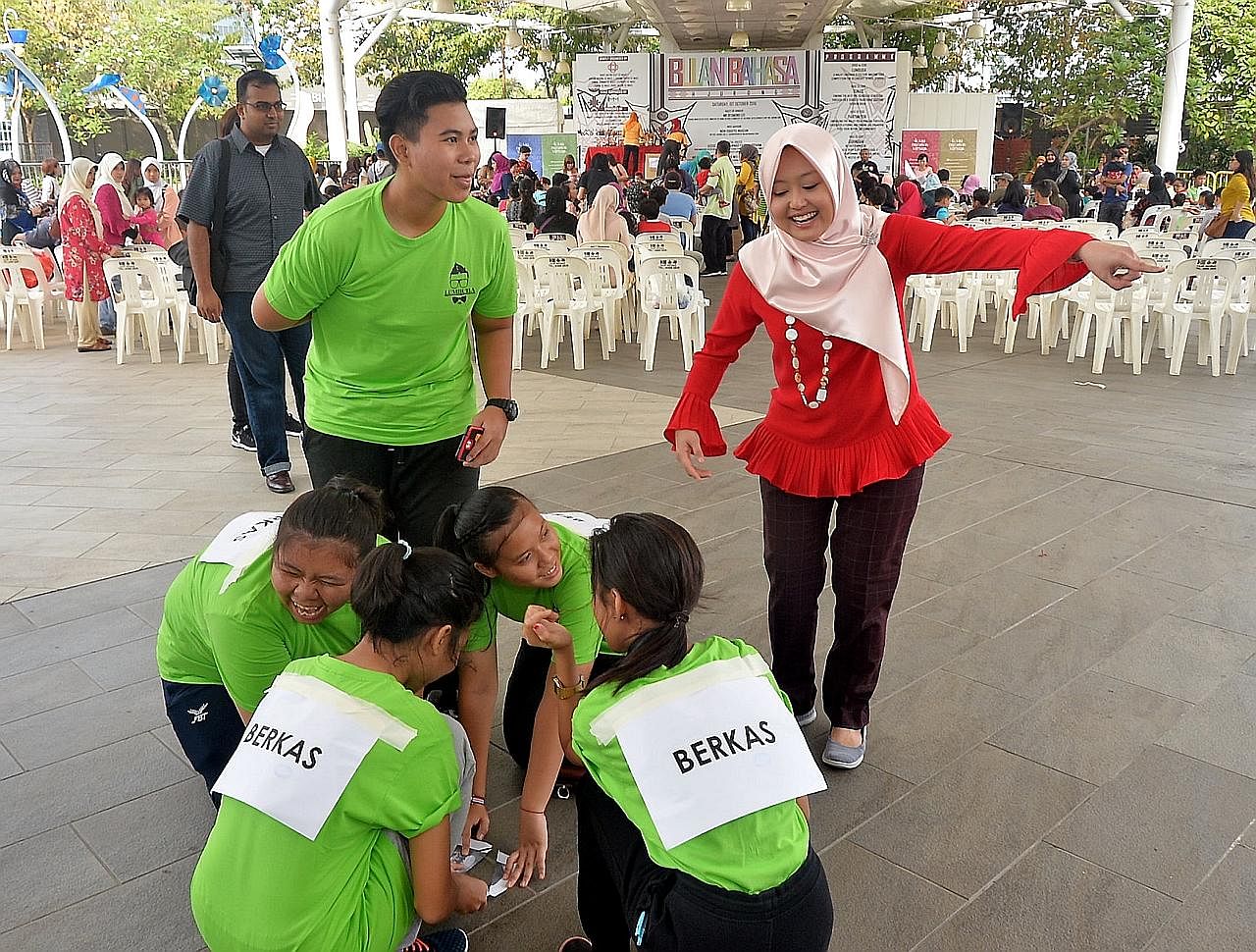 Aktivis Masyarakat Ada Peranan Pupuk Guna Bahasa Melayu Berita Setempat Beritaharian Sg