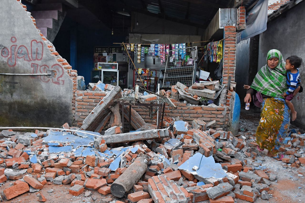 Gempa Di Lombok Puluhan Jiwa Terkorban Ribuan Bangunan Rosak Berita Dunia Beritaharian Sg