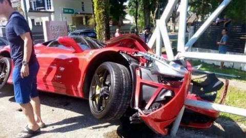 Kes Kemalangan Ferrari Di Sarawak Tarik Perhatian Berita Dunia Beritaharian Sg