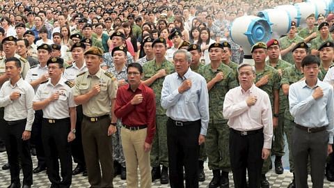 MAJLIS SAMBUTAN HARI KEBANGSAAN Berikrar pertahan kedaulatan Singapura