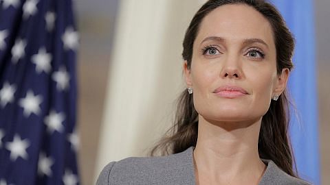 Peminat kelam-kabut dapat berita angin 'kematian' Jolie