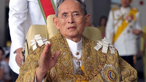 Raja Thai dihormati dan disanjung tinggi oleh rakyat