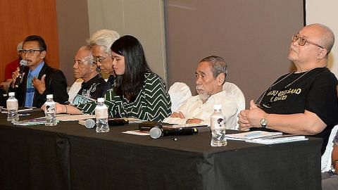 'Orang Bertujuh Temasek' kongsi pengalaman berpuisi