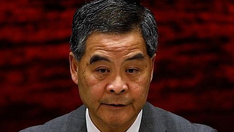 Ketua Eksekutif Hongkong umum tidak tanding bagi penggal kedua atas sebab keluarga