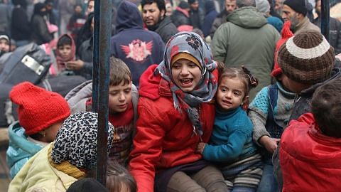 Ribuan terus menanti dipindahkan dari Aleppo