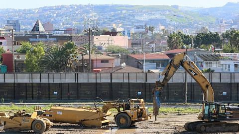 Presiden Mexico kutuk arahan Trump mulakan kerja bina tembok