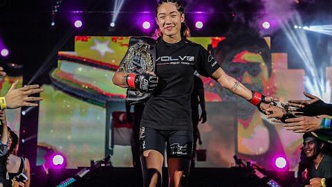 MMA Angela Lee kekal kejuaraan