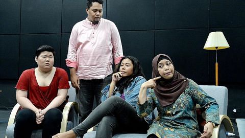 Drama cermin perkahwinan antara kaum, keluarga Singapura