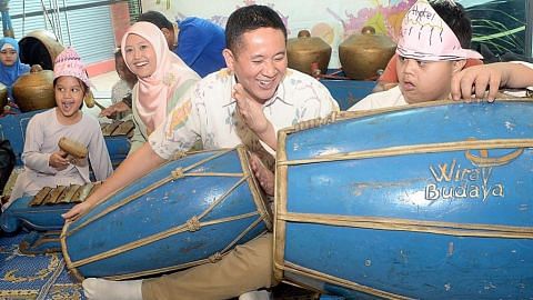 'Masyarakat Melayu sendiri perlu junjung bahasa ibunda'