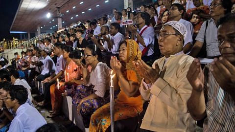 Kebimbangan krisis menular ke Yangon dan tempat lain