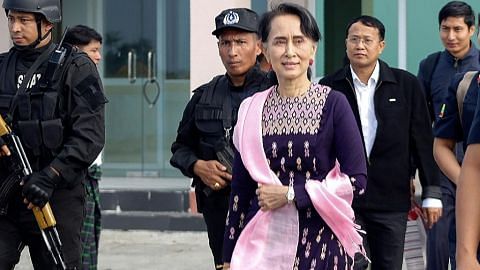 Suu Kyi buat lawatan mengejut ke Rakhine