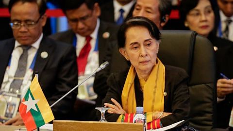 Lebih tekanan atas Suu Kyi agar hurai isu Rohingya