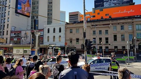 Dua ditahan dalam rempuhan di Melbourne, 16 cedera