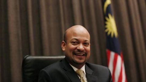 1MDB chief Arul Kanda sacked for dereliction of duties