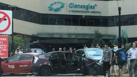 Taxi driver taken to NUH after four-car accident outside Gleneagles Hospital entrance