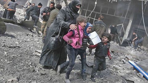 Sekitar 100 orang awam terkorban dalam pengeboman di Syria