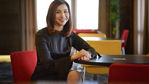 Sentuhan wanita dalam dunia bank SG