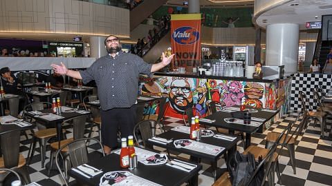 Sheikh Haikel kembang rangkaian restoran FatPapas