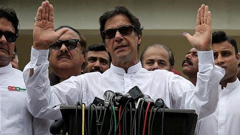 Imran Khan janji bebas Pakistan dari rasuah, lingkaran kemiskinan
