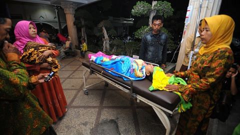 Tiga maut dalam gempa di Jawa, Bali