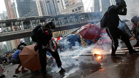 Bantahan di Hongkong kembali jadi ganas