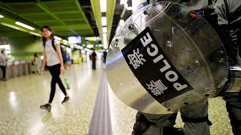 Sistem kereta api HK pulih susulan tunjuk perasaan