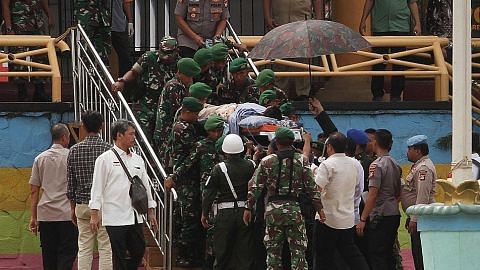 Menteri Keselamatan Indonesia cedera ditikam