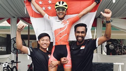 Pelumba basikal S'pura pertama julang emas di kejohanan Asia
