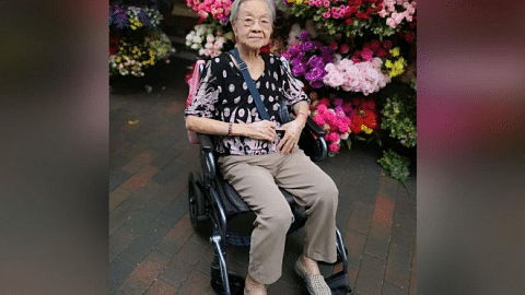 102-year-old who is Singapore's oldest coronavirus survivor discharged on May 1