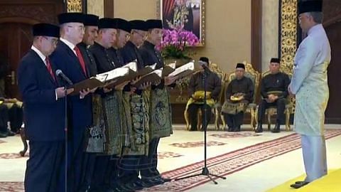 Kabinet Malaysia angkat sumpah jawatan