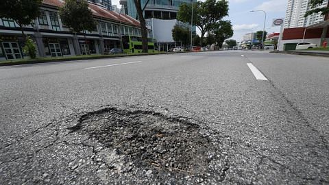 2,570 lubang terbentuk di jalan raya bulan lalu sebab hujan lebat
