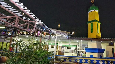 'Orang kampung' kembalikan seri Masjid Petempatan Melayu Sembawang