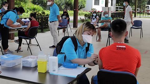 Penduduk di Pulau Ubin jalani vaksinasi
