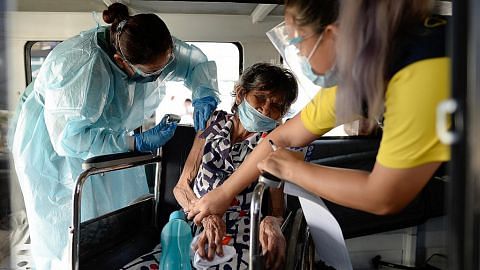 Bandar Filipina henti vaksinasi dek bekalan habis