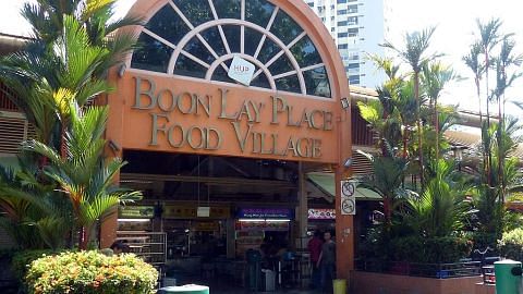 7 kes Covid-19 dikesan; Pusat Makanan Boon Lay Place Food Village ditutup
