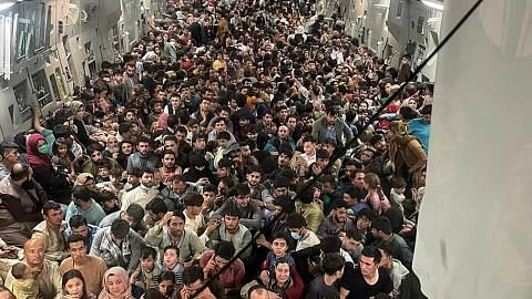 Rakyat Afghanistan dicengkam rasa takut, berasak tinggalkan negara GARIS MASA PERANG AFGHANISTAN SEPANJANG 20 TAHUN