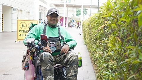 Pekerja penghantaran makanan kurang upaya harap dapat beli satu lagi kerusi roda elektrik