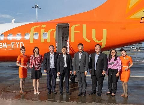 DIBUKA SEMULA: Lapangan Terbang Seletar dibuka semula kepada penerbangan komersial buat kali pertama dalam tempoh lebih dua tahun dengan pendaratan pesawat Firefly semalam. - Foto FIREFLY