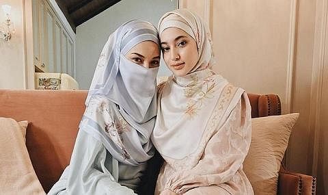 MINTA PEMINAT FAHAMI: Neelofa (kiri) mohon kepada warganet agar memahami situasi adiknya, Ameera Khan (Little Miss Khan), yang memerlukan masa berehat daripada dunia glamor media sosial untuk mencari diri.
