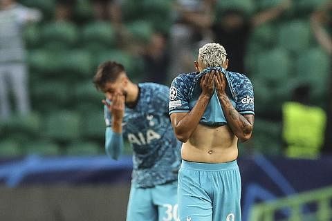KALAH MENGEJUT: Jentera serangan Spurs gagal menewaskan penjaga gol Sporting. Richarlison (atas) sejurus selepas perlawanan. - Foto EPA-EFE