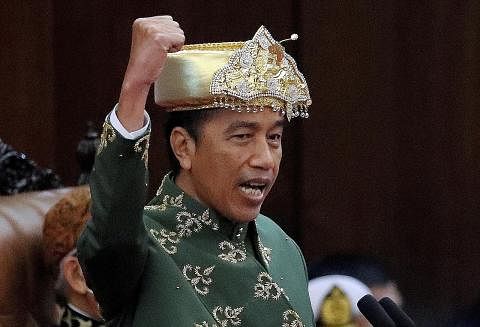 PRESIDEN INDONESIA: Encik Joko 'Jokowi' Widodo, 61 tahun, akan mengakhiri penggal kedua sebagai presiden republik itu pada Oktober 2024. - Foto REUTERS