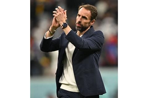 HARUS BERUNDUR?: Southgate hanya mampu membawa England ke suku akhir Piala Dunia 2022. Ada yang berasa tempohnya sebagai bos England sudah sampai ke garisan penamat. - Foto AFP