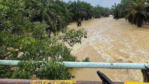 Hampir 2,000 mangsa banjir Johor dipindahkan