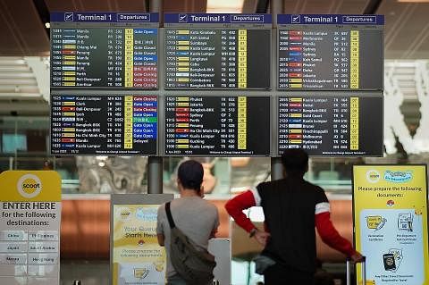 KIAN PULIH: Pada minggu pertama tahun ini, Changi mencatat 5,600 penerbangan yang menghubungkan Singapura ke 143 kota di 48 negara dan wilayah serata dunia. Ini 82 peratus paras ketersambungan lapangan terbang itu sebelum pandemik.