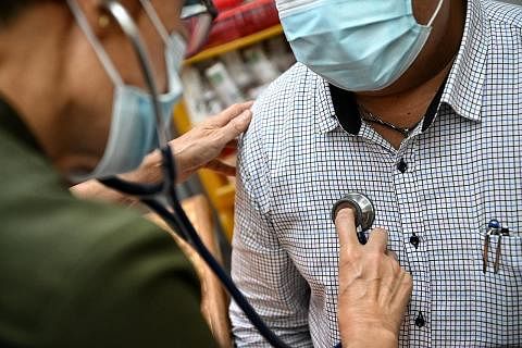 LETAK JAWATAN: Kadar peletakan jawatan doktor dalam sektor penjagaan kesihatan awam telah kekal stabil sepanjang tiga tahun lalu. - Foto fail