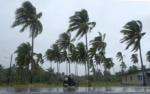AMARAN ANGIN KENCANG: Jabatan Meteorologi Malaysia mengeluarkan amaran angin kencang, laut bergelora serta ribut petir di beberapa kawasan perairan negara itu. - Foto BERNAMA