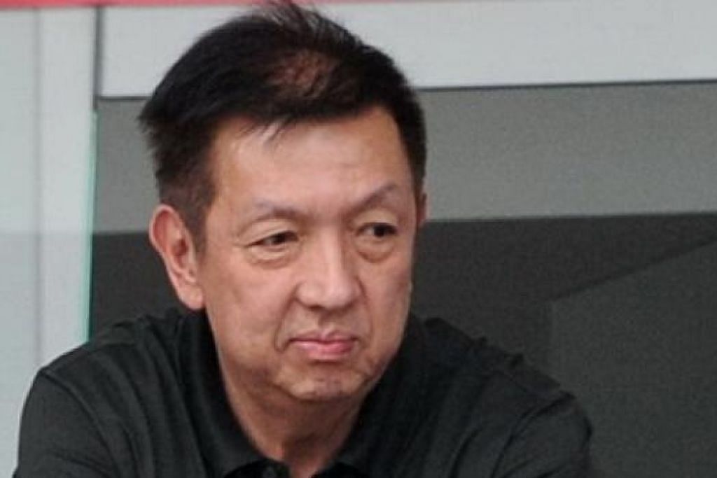 SENARAI ELIT: Hartawan Singapura, Peter Lim, menyertai senarai elit segelintir pelabur Asia yang memiliki kelab bola sepak di Eropah. - Foto fail