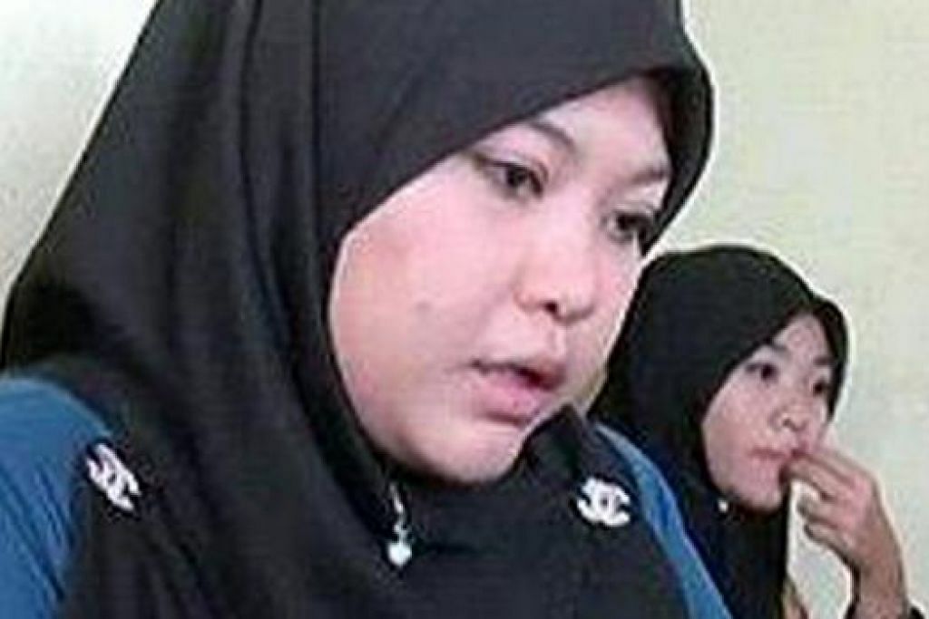 HIBA: Cik Nur Faizah, tunang Allahyarham Lans Koperal Mohd Azuan yang terbunuh 26 Mei lalu, menyifatkan Allahyarham seorang penyayang dan baik hati. - Foto ASTRO AWANI