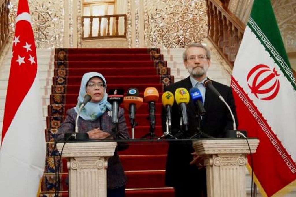 DUA SPEAKER: Cik Halimah mengadakan sidang akhbar bersama Speaker Dewan Perundangan Iran, Encik Ali Larijani, dalam lawatannya ke Iran. - Foto PARLIMEN