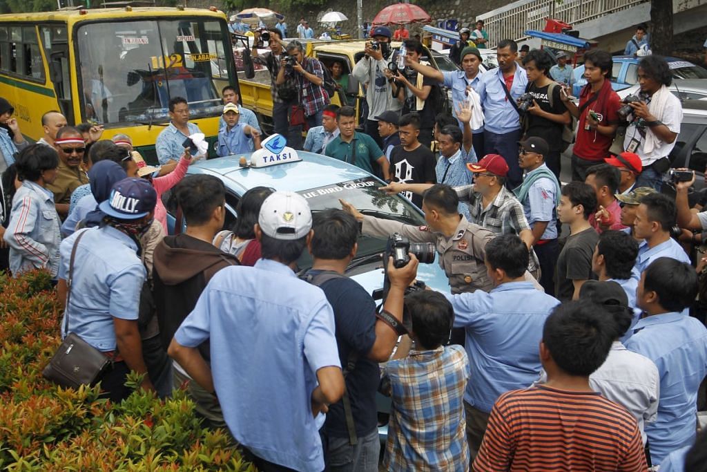 Bantahan Ganas Di Jakarta Tentang Uber Grab Dan Aplikasi Serupa Berita Dunia Beritaharian Sg